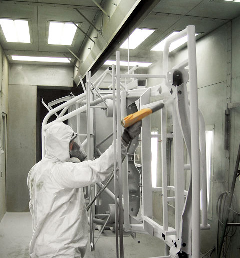 Applying zinc powder coating